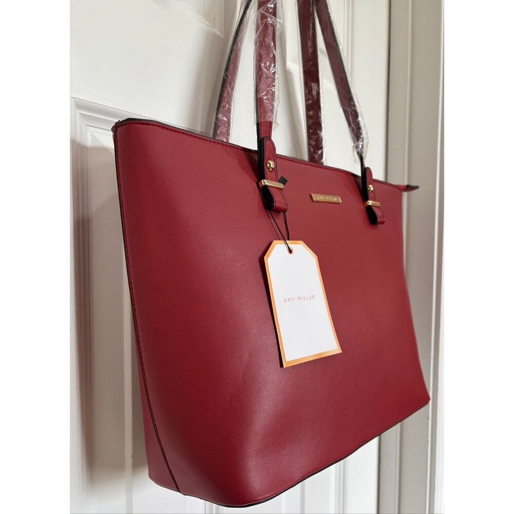 AMY MILLER - NWT - Large Shoulder Tote Bag in Dark Red Faux Leather - Picture 11 of 12